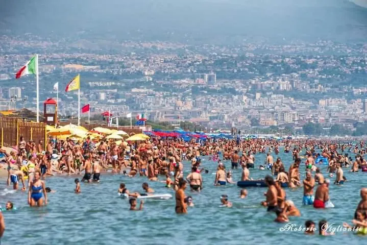 شقة A Casuzza كاتانيا 0*,